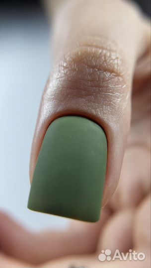 Маникюр педикюр