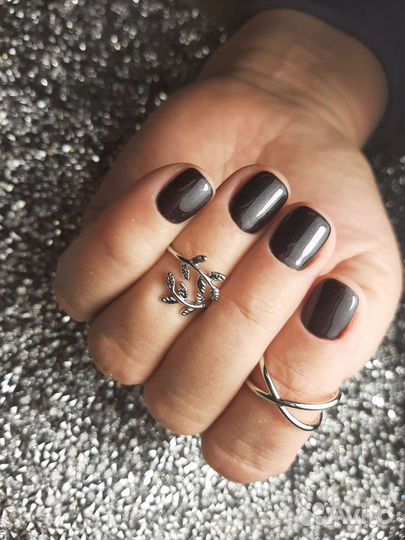 Маникюр. Педикюр. Наращивание ногтей