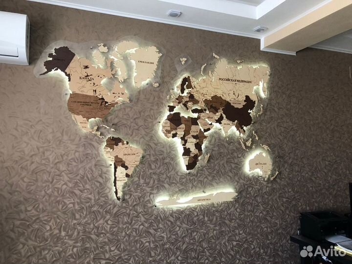 Карта мира из дерева настенная 3D