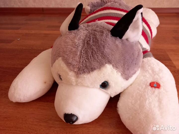 Плюшевая Собака, или волчонок (большая)