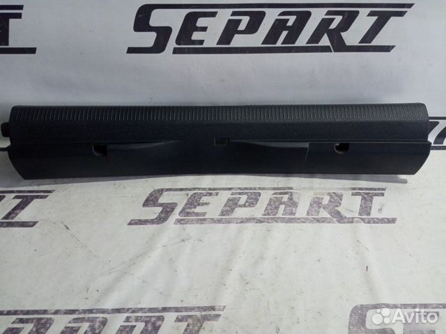 Накладка замка багажника Volkswagen Passat B7