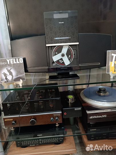 Музыкальный центр philips