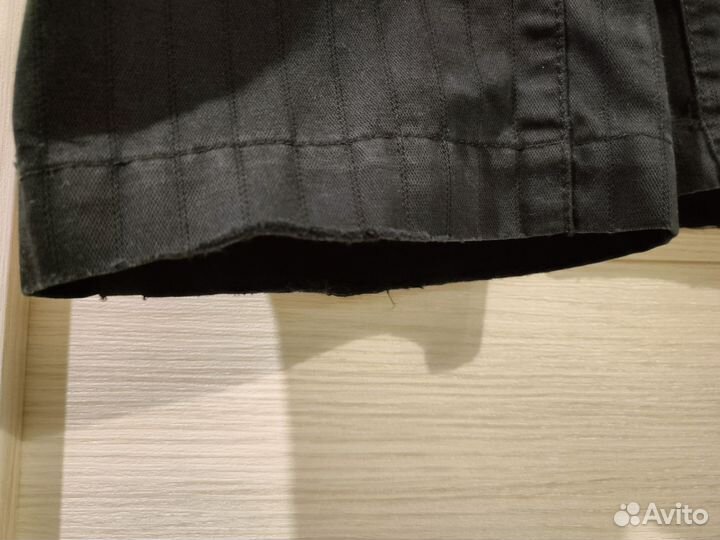 Джинсы чёрные