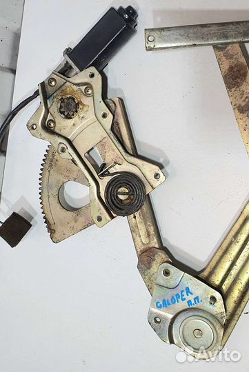 Стеклоподъёмник правый передний Hyundai Galloper