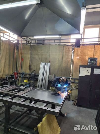 Сварщик на полуавтомат