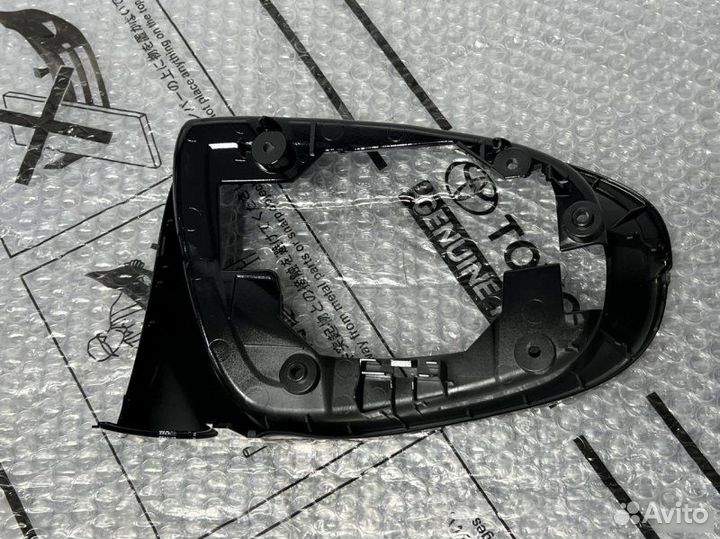 Рамка зеркала левая Lexus Gs 2012-2017