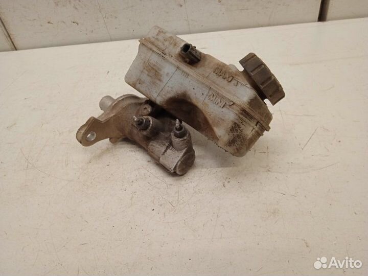 Цилиндр тормозной главный Renault Logan 2 1.6 2017