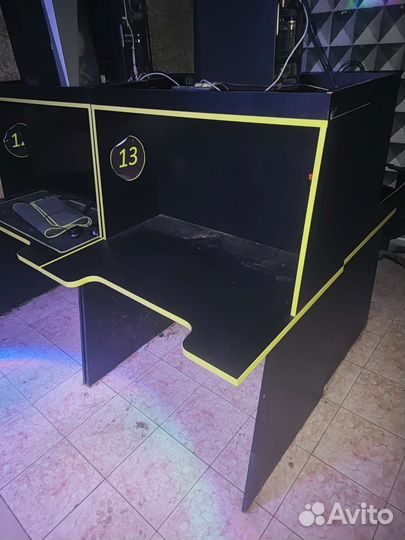 Компьютерный стол