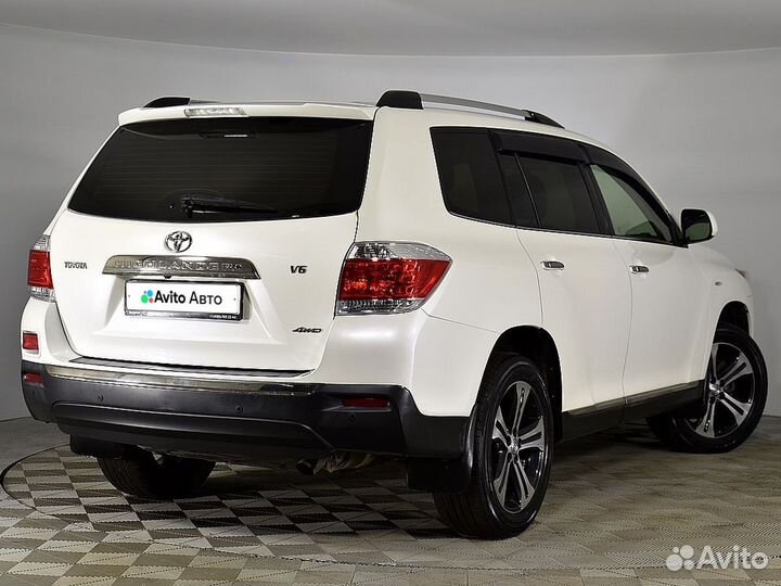 Toyota Highlander 3.5 AT, 2012, 179 929 км