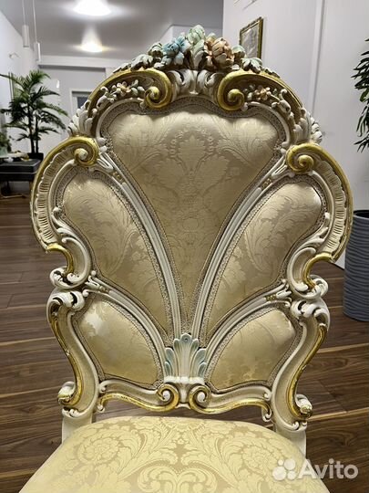 Гарнитур итальянского производителя Silik