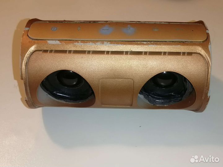 Две блютуз колонки