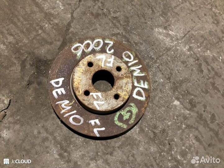 Тормозной диск на mazda demio DY3W