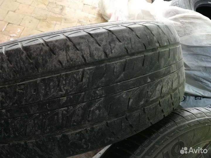 Nitto NT 650 215/65 R16