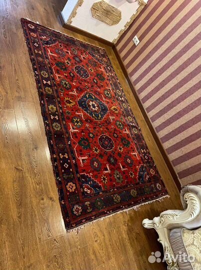 Старинный ковер