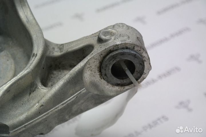 Кулак поворотный Discovery Sport L550 2014