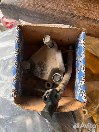 Вариатор Nissan Juke, в разобранном виде, сломаный