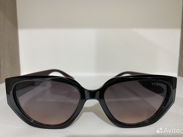 Очки vogue