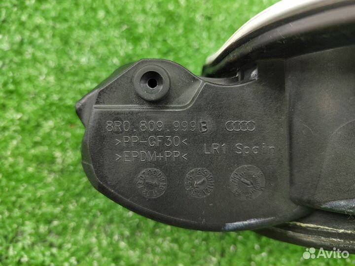 Лючок бензобака Audi Q5 8R