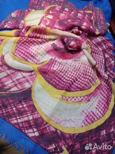 Большой платок шаль 140 тонкорунная шерсть chanel