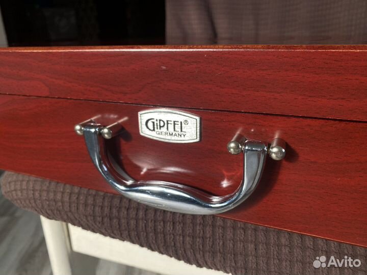 Набор для пикника в чемодане