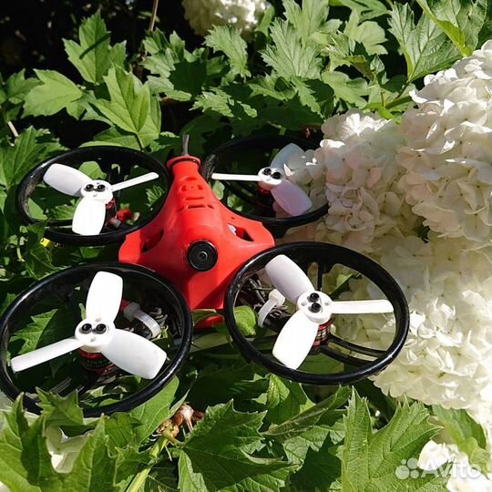 Гоночный легкий FPV квадрокоптер ET115