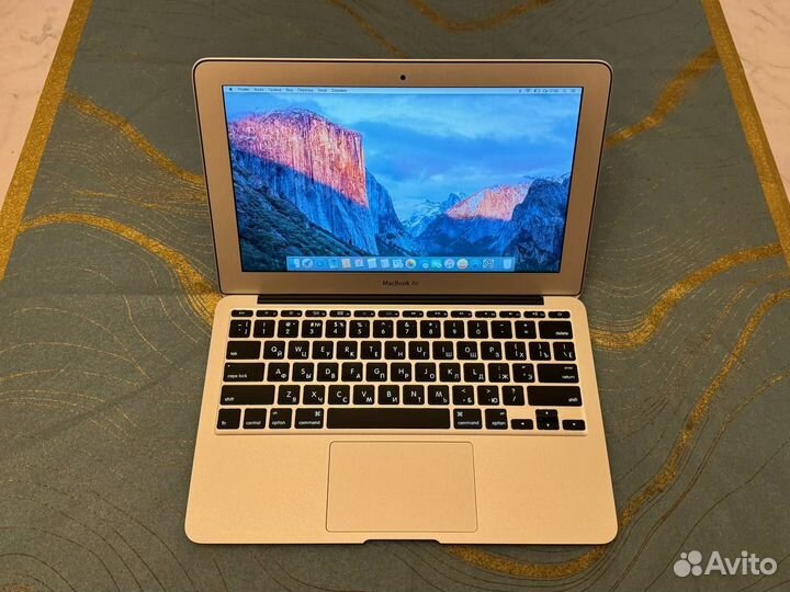 Apple MacBook Air 11