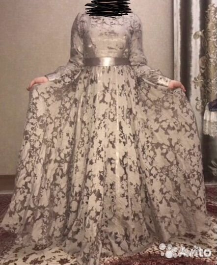 Нарядное платье