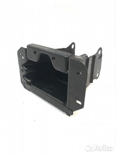 Кронштейн усилителя бампера передний правый