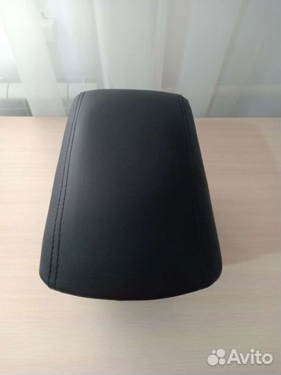 Подлокотник на хюндай солярис