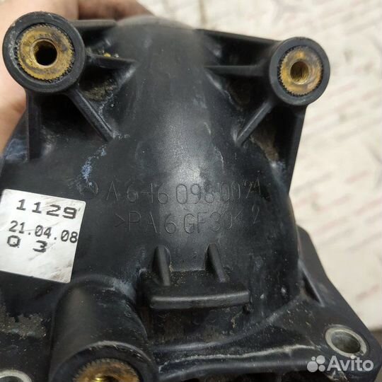 Патрубок впускного коллектора Mercedes w204 om646