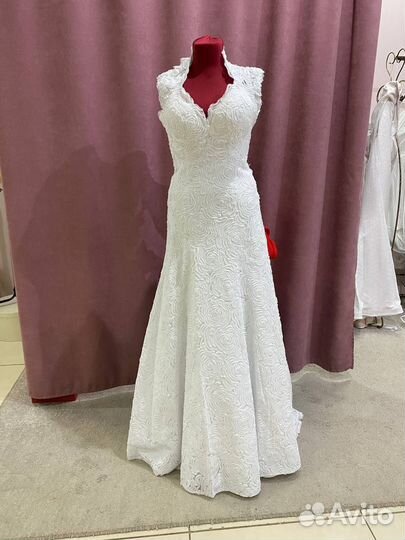 Свадебное платье новое 44 46