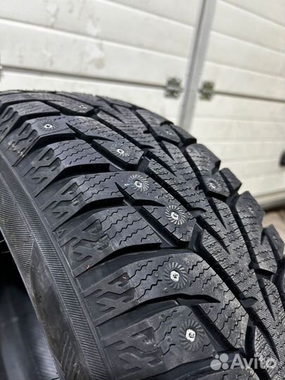 Yokohama Ice Guard IG55 215/60 R16 99T