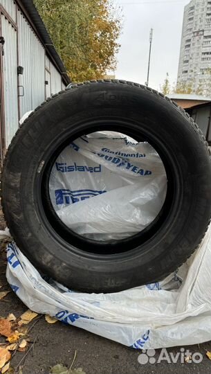 Michelin Alpin 5 215/65 R17 и 215/65 R17