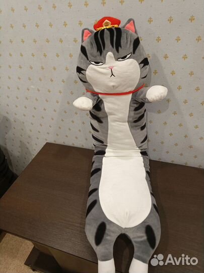 Плюшевый медведь и другие игрушки