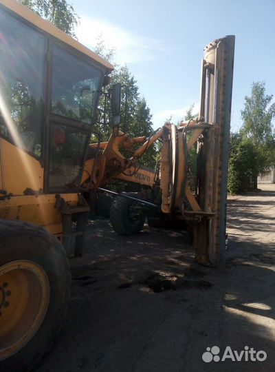 Тракторист машинист