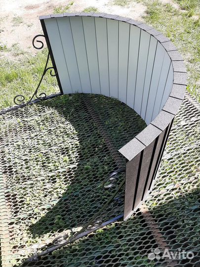 Козырек над входной дверью