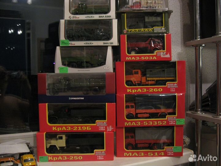 Грузовики Наш автопром и Деагостини, зис, газ