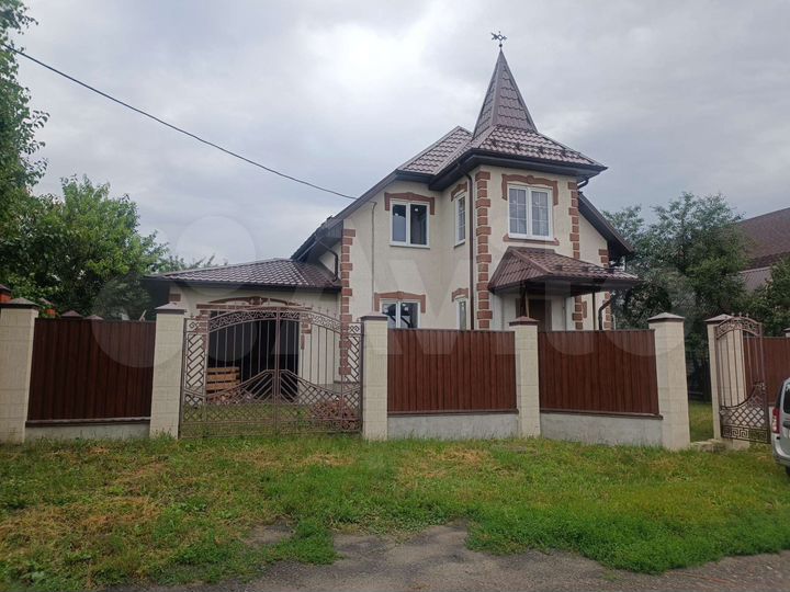 Дом 160 м² на участке 10 сот.