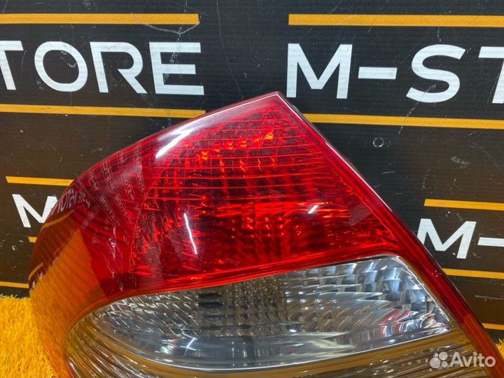 Фонарь задний левый Mercedes-Benz E-Class W211