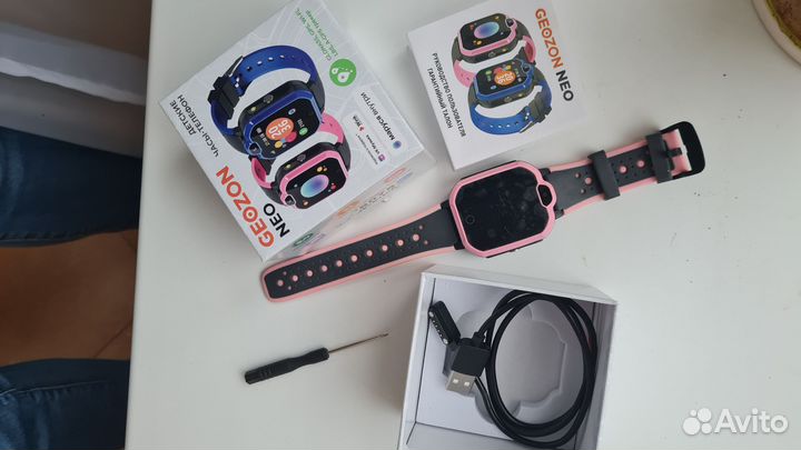 Детские часы с gps geozone neo