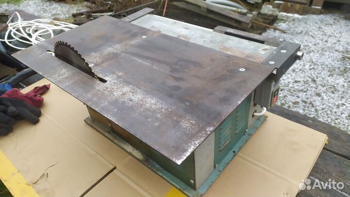 Станок деревообрабатывающий