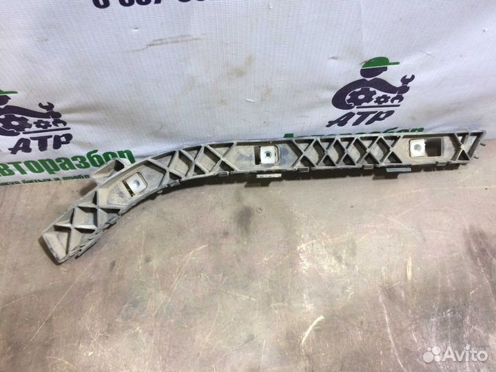 Крепление заднего бампера KIA Rio 3