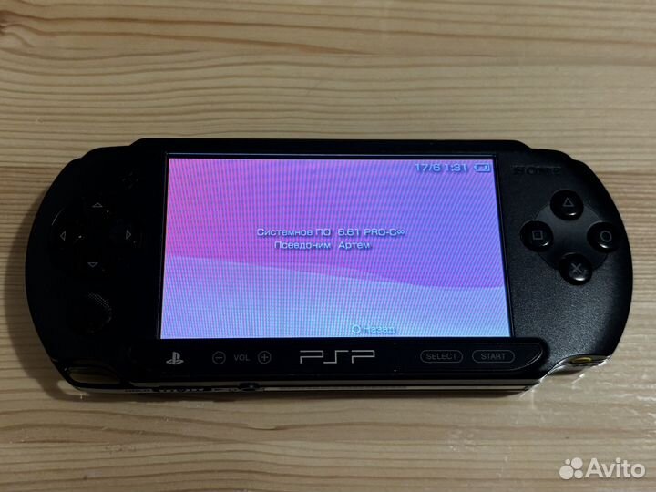 Sony PSP E1008 Street 16gb прошитая с играми