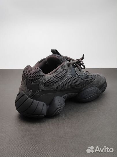 Женские кроссовки Adidas Yeezy 500 utility black