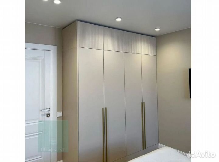 Шкаф стенка