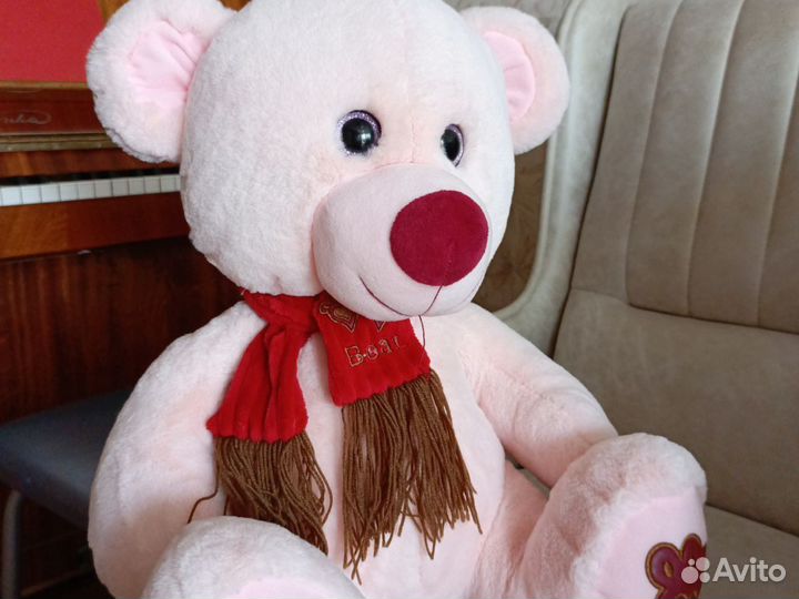 Плюшевый медведь