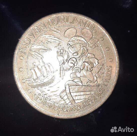 Монета Disneyland Франция 2004