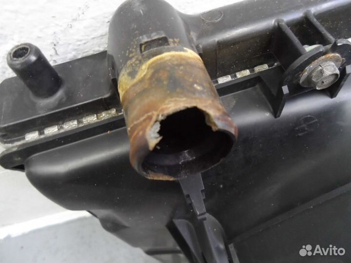 Радиатор двс Mitsubishi Montero 3