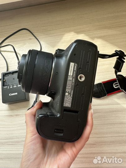 Canon EOS 6D Mark II + объектив EF 50mm f/1.8