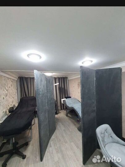 Стол для мастера маникюра